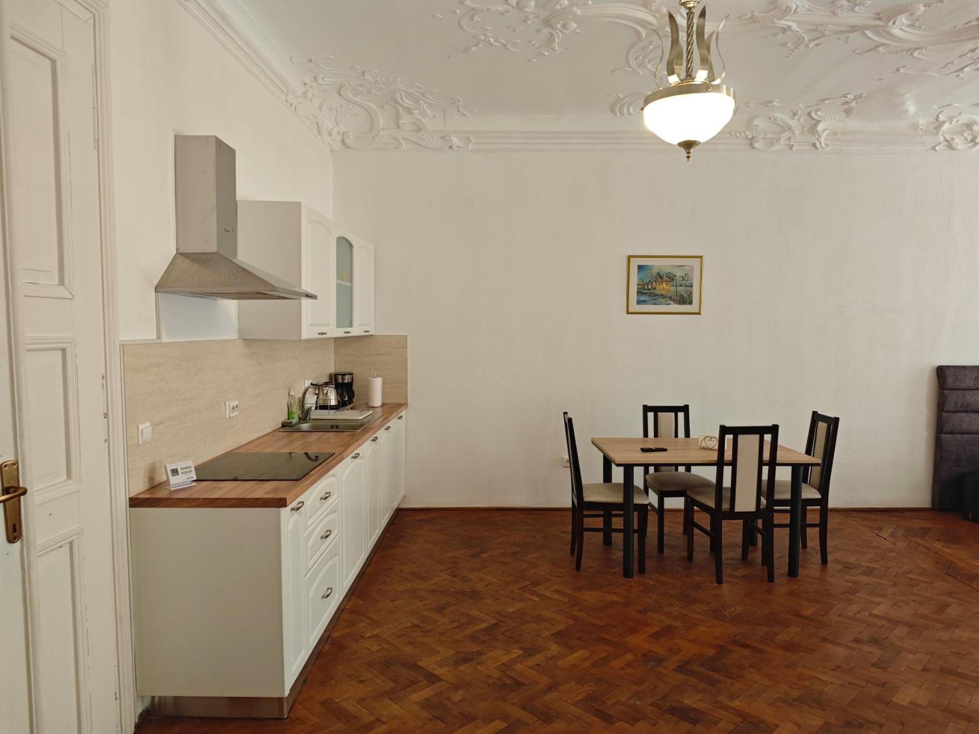 Clasic Studio Central Брашов Екстер'єр фото